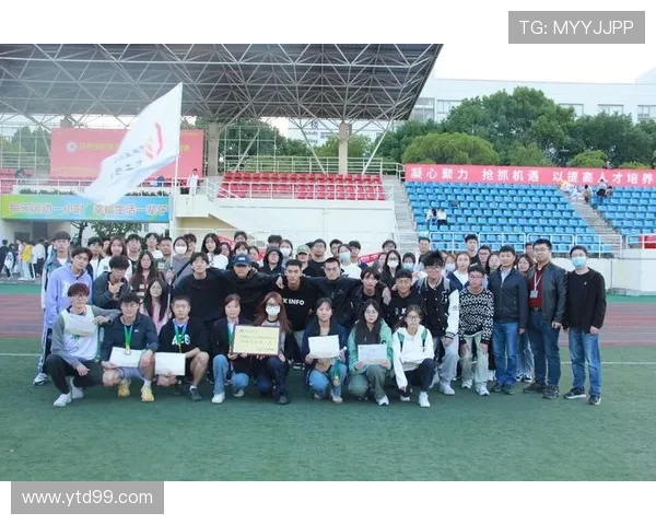 杭州攀岩队在极限运动会积分榜中以90分稳居第一名