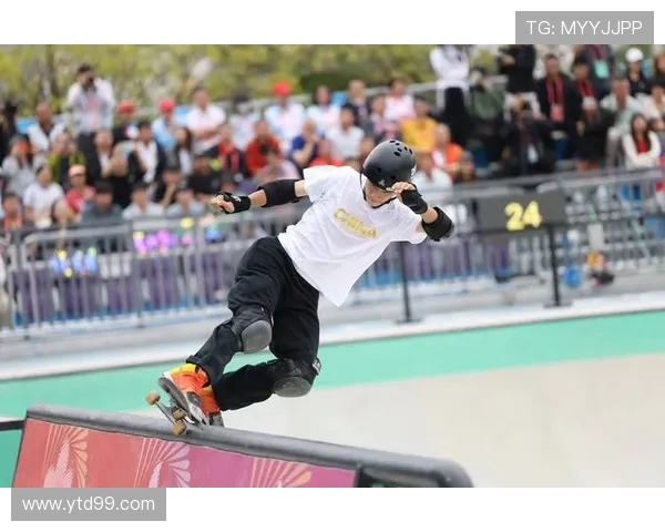 聚焦滑板运动上海滑板队成员个人能力提升与发展探讨