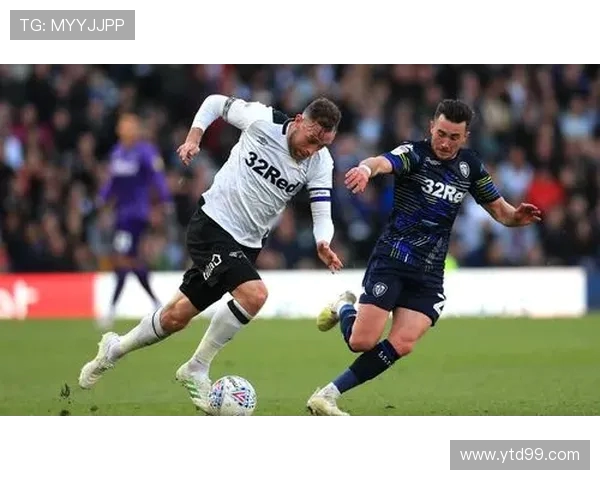 利兹联与伯明翰激战成和双方在赛场上展现精彩表现