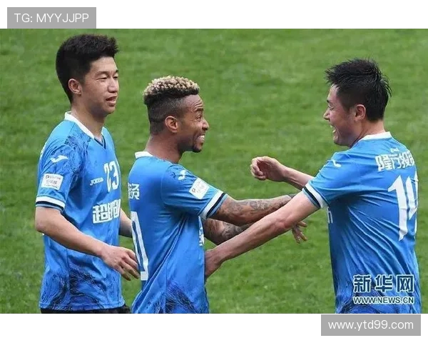 大连超越迎战青岛黄还全力争胜展现球队实力与斗志