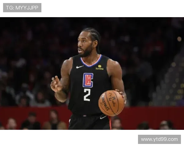 弗莱顿与曼城比赛因天气原因延期球迷期待新赛程安排