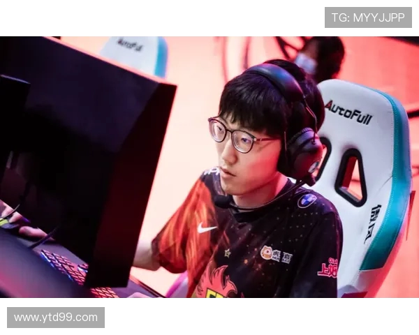 赛后复盘分析FPX与V5对决中的战术意识与团队配合探讨 赛后复盘分析FPX与V5对决中的战术意识与团队配合探讨